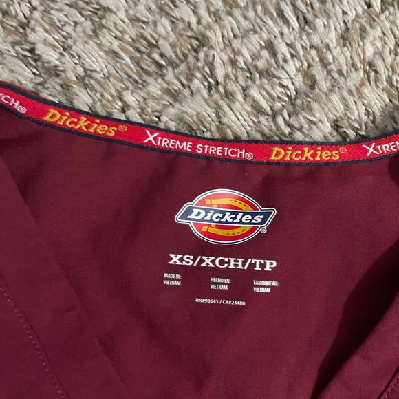 Dickies Scrub Set - Picture 3 of 5